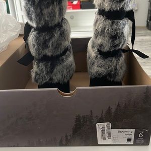 Bearpaw Bridget Suede Faux Fur Boot Size 6